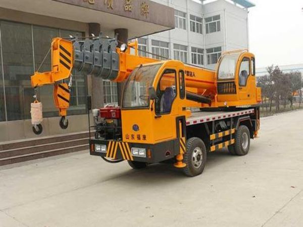 江门市府区吊车出租公司电话_吊车租赁130T160T200吨吊车出租